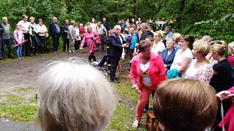 9 Kapliczka Św. Piotra i Pawła  na zielonym szlaku