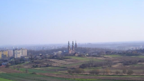 Na Kopiec Wyzwolenia w Piekarach Śl.